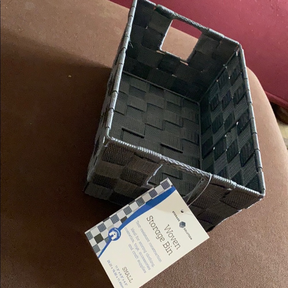 WOVEN STORAGE BIN